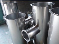 不锈钢风管vs镀锌风管：厨